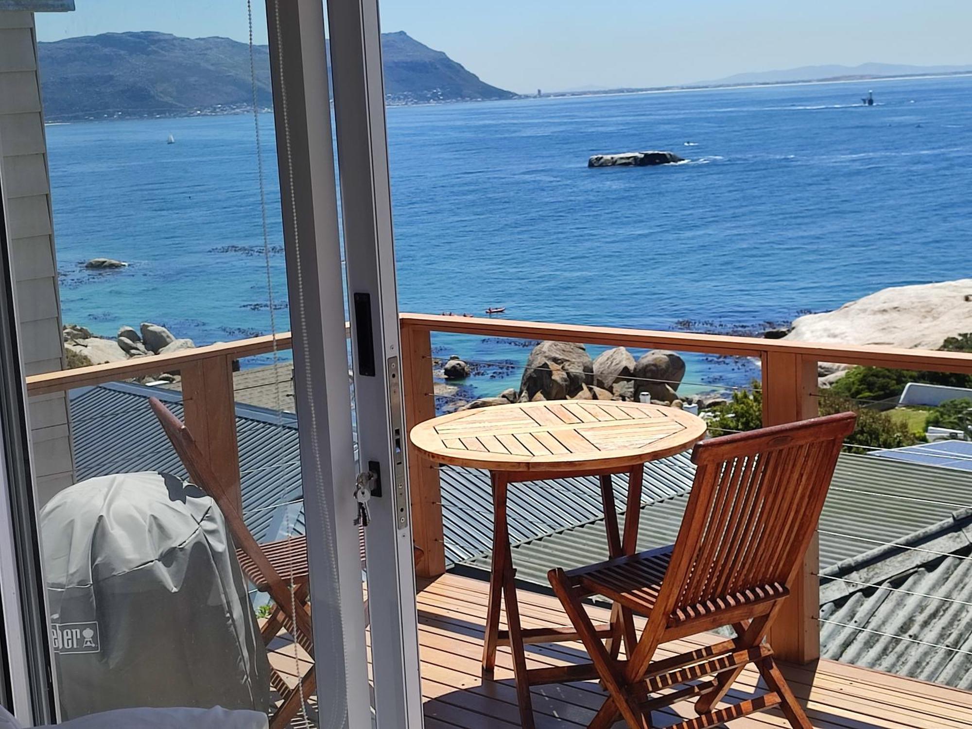 Penguins View Guesthouse Simonʼs Town Exterior foto