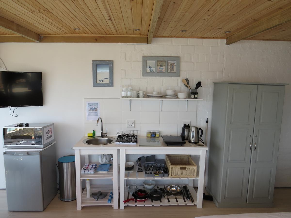 Penguins View Guesthouse Simonʼs Town Exterior foto